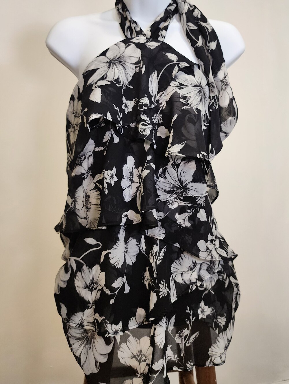 Black & White Floral Flouncy Tiered Ruffle Halter Top w/ Scaf Tie Women Size XS